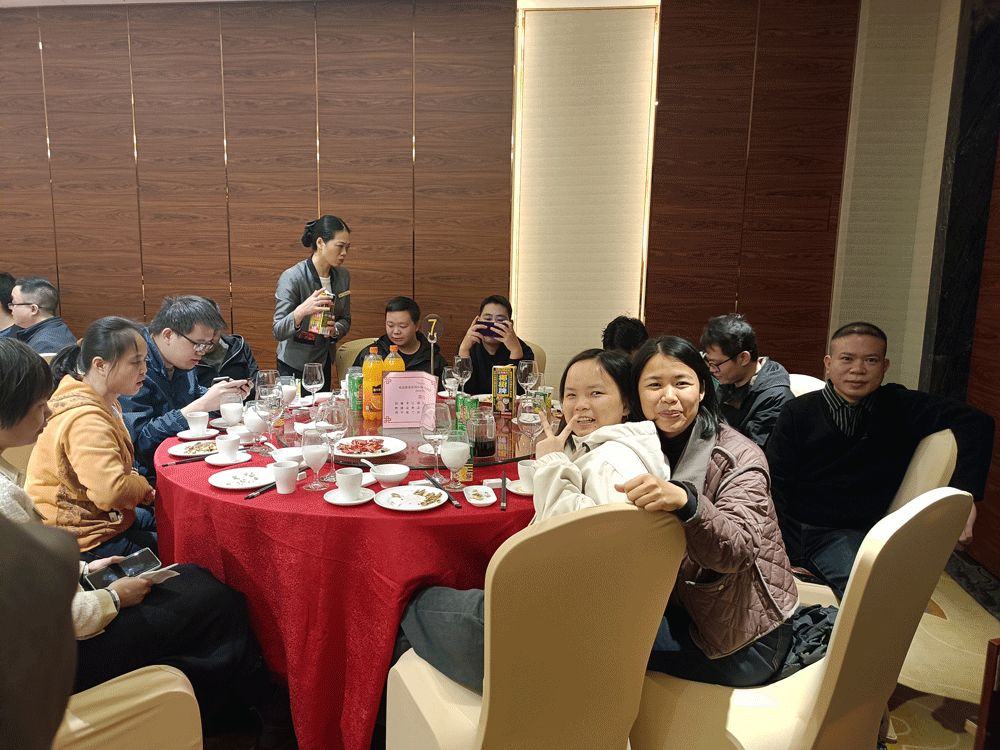 新程啟航，逸云天2025新年聯(lián)歡盛典圓滿結(jié)束